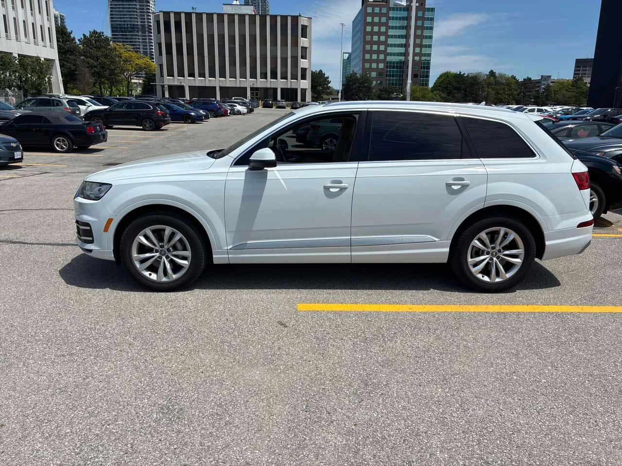Audi Q7 | Progressiv | 360 | ОБДУХВАНЕ | CARFAX | , снимка 2 - Автомобили и джипове - 54888293