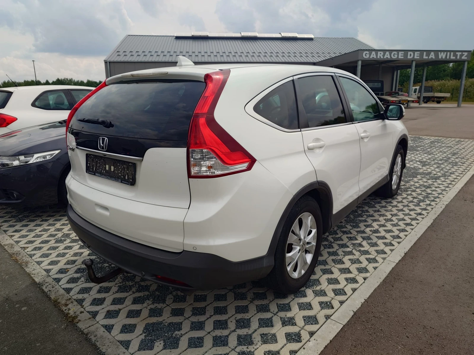 Honda Cr-v 2.0-AUTOMAT-4x4-Comfort-ОЧАКВАН-ВНОС