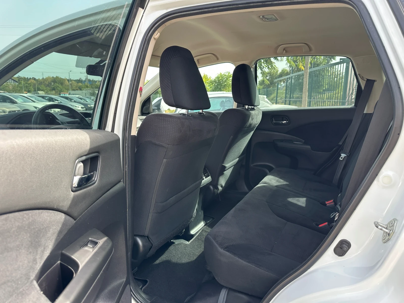 Honda Cr-v 2.0-AUTOMAT-4x4-Comfort-1Г-Гаранция!, снимка 14 - Автомобили и джипове - 55599457