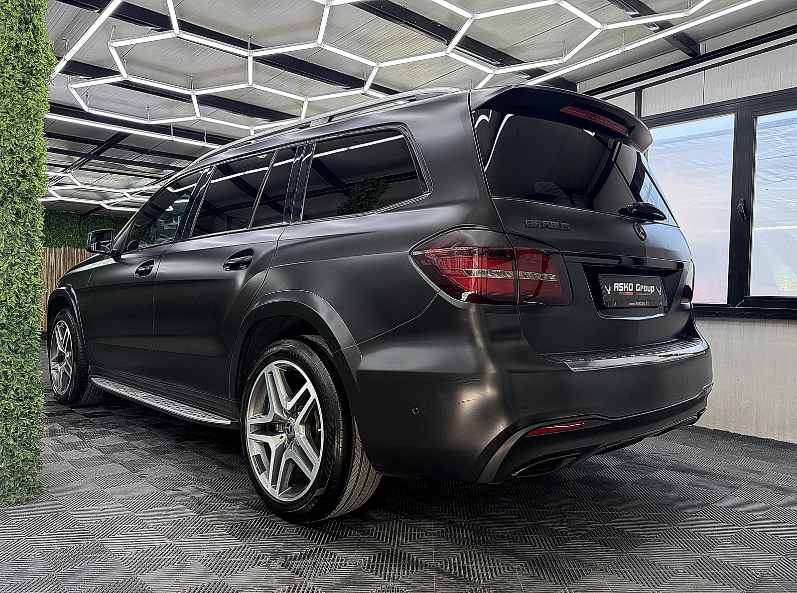Mercedes-Benz GLS 350 AMG-line/7-Mesta/360-k/ГЕРМАНИЯ СОБСТВЕН ЛИЗИНГ, снимка 4 - Автомобили и джипове - 56164190
