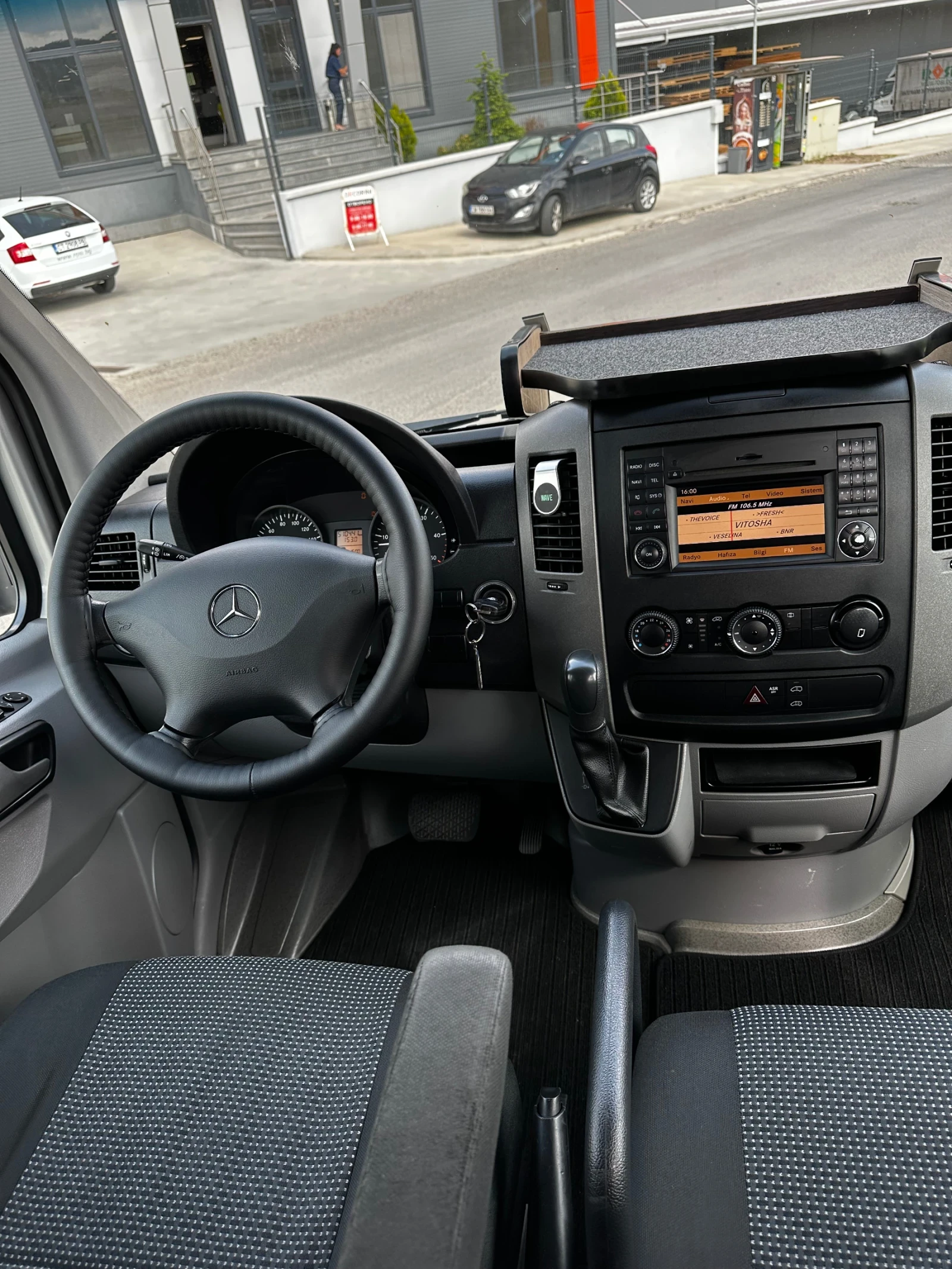 Mercedes-Benz Sprinter 319 Maxi 8+ 1 - изображение 10