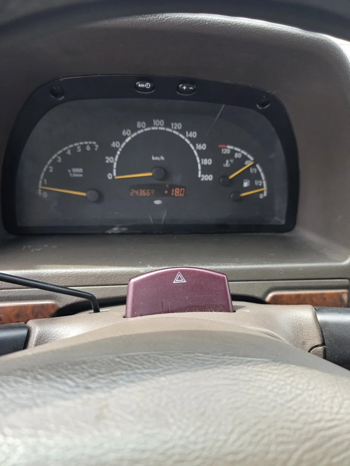 Mercedes-Benz Vito 2.8 Бензин/Газ, снимка 4 - Бусове и автобуси - 54198862