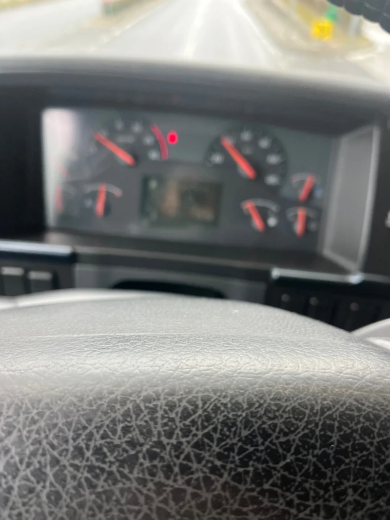 Volvo Fh, снимка 8 - Камиони - 53571224