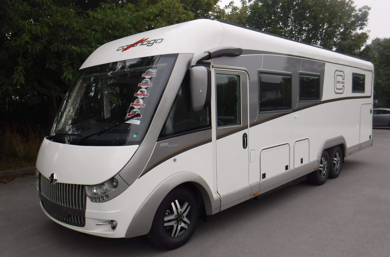 Кемпер Carthago chic c-line I 6.2 XL QB , снимка 1