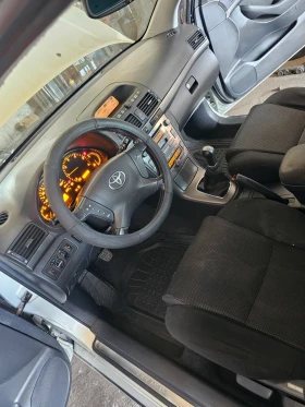 Toyota Avensis, снимка 13