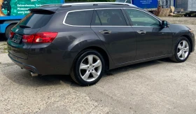     Honda Accord 2.0i Executive /  /  5