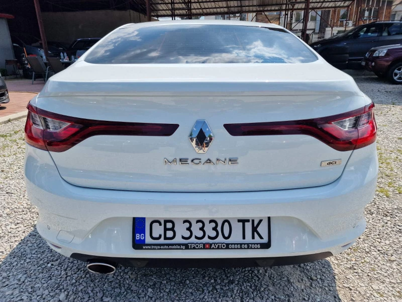 Renault Megane 1.5dCi 110кс, снимка 6 - Автомобили и джипове - 43392031