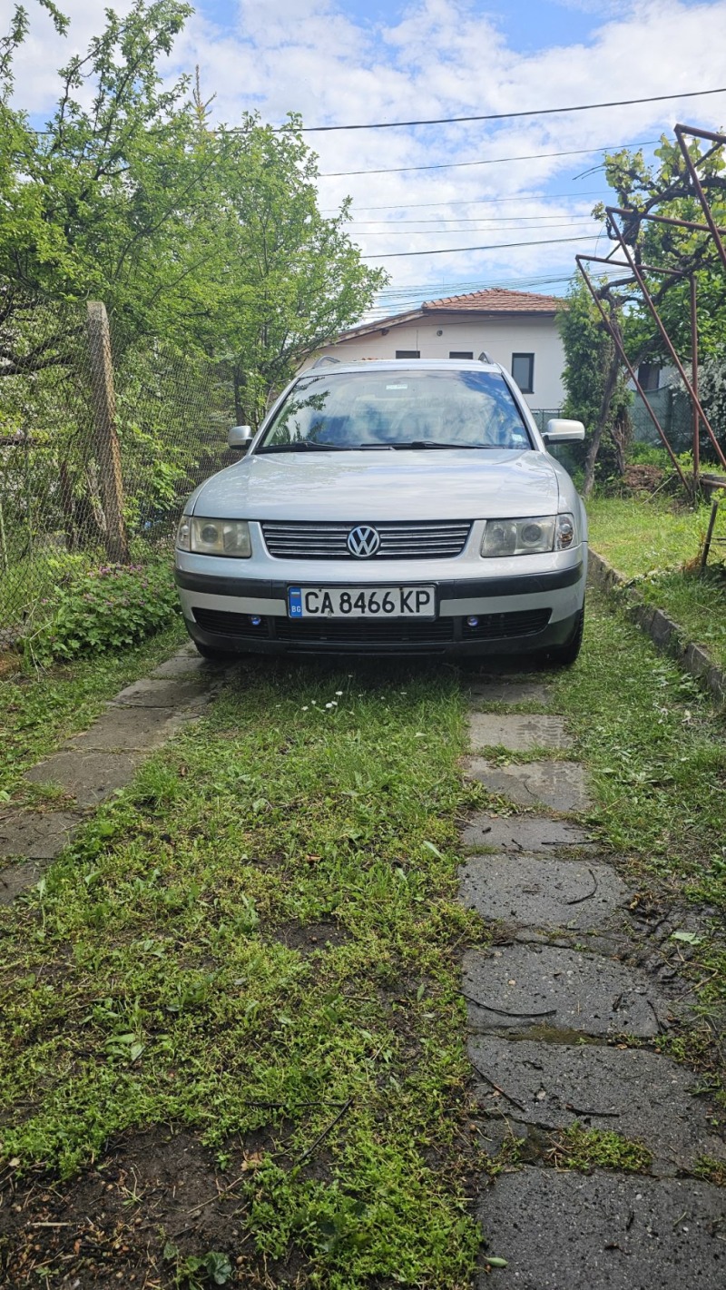 VW Passat, снимка 2 - Автомобили и джипове - 45734266