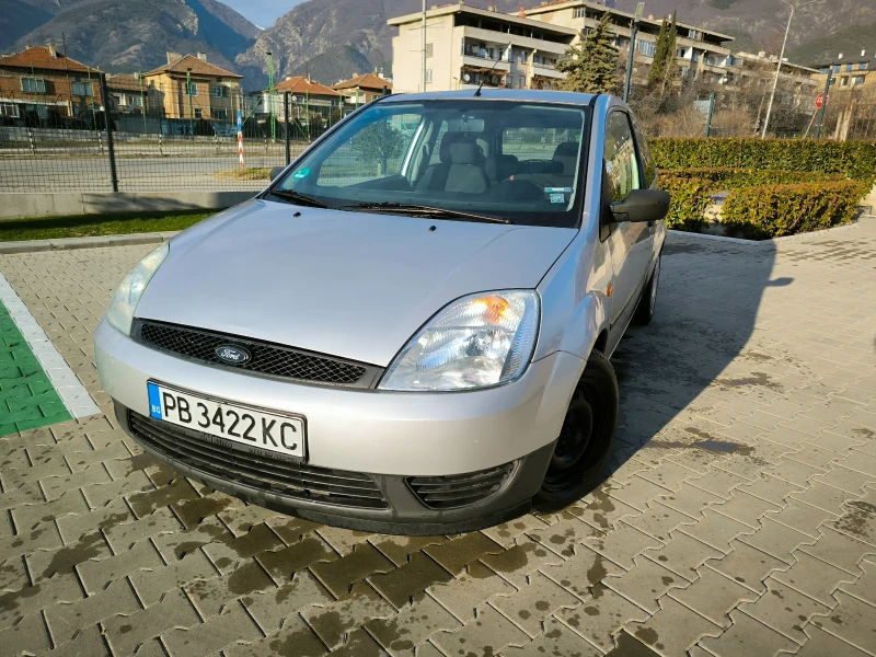 Ford Fiesta, снимка 1 - Автомобили и джипове - 48522758