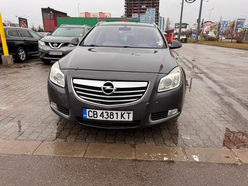 Opel Insignia, снимка 1 - Автомобили и джипове - 49339450