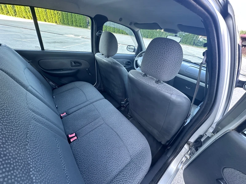 Renault Clio 1.2i GAZ - КЛИМАТИК, снимка 14 - Автомобили и джипове - 51372582