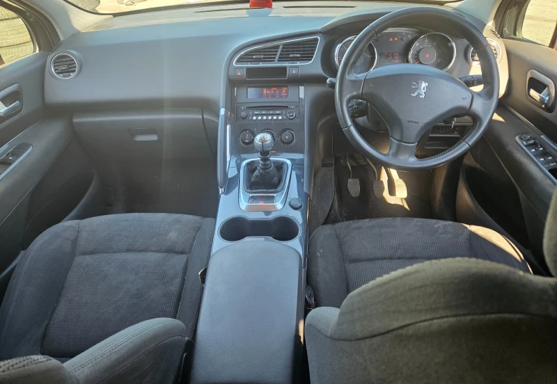 Peugeot 3008 1.6 hdi, снимка 10 - Автомобили и джипове - 52262542