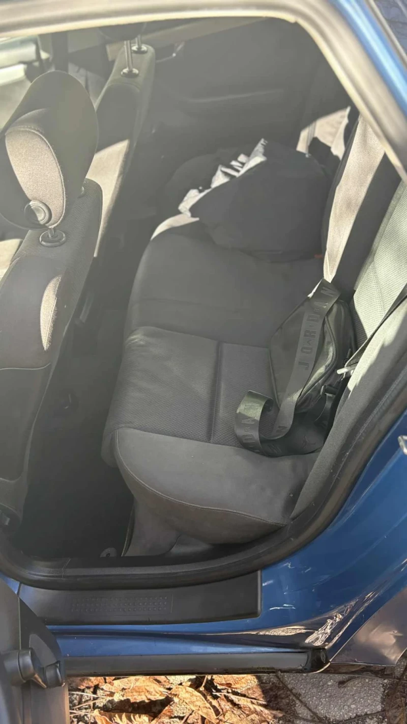 Audi A4 1.8 Turbo , снимка 4 - Автомобили и джипове - 52309525
