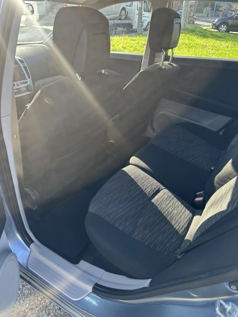 Kia Ceed, снимка 10 - Автомобили и джипове - 52750713