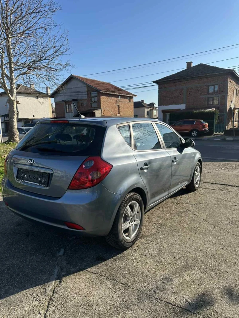 Kia Ceed, снимка 6 - Автомобили и джипове - 52750713
