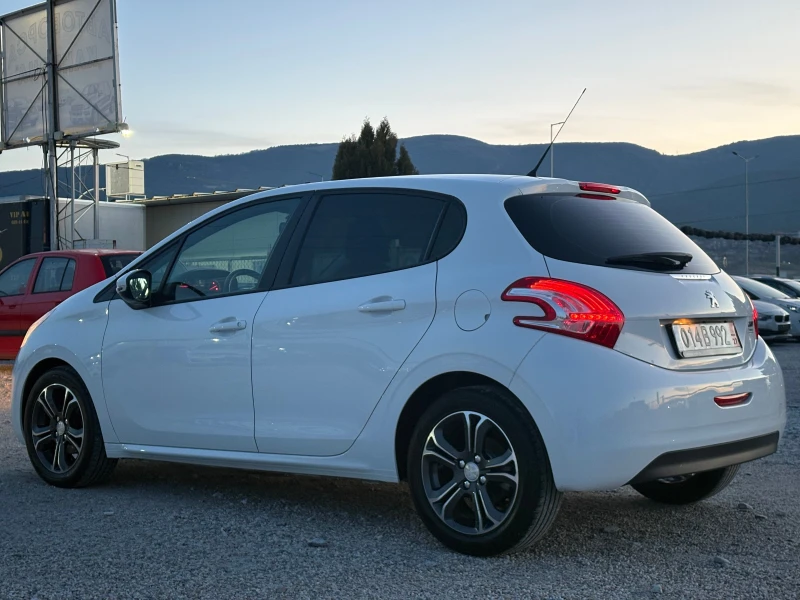 Peugeot 208 1.4vti ГАЗ ТОП СЪСТОЯНИЕ , снимка 6 - Автомобили и джипове - 52852250