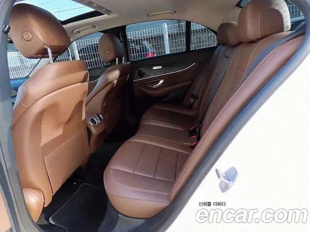 Mercedes-Benz E 220 E Class W213 E220D 4MATIC Avantgarde - изображение 6