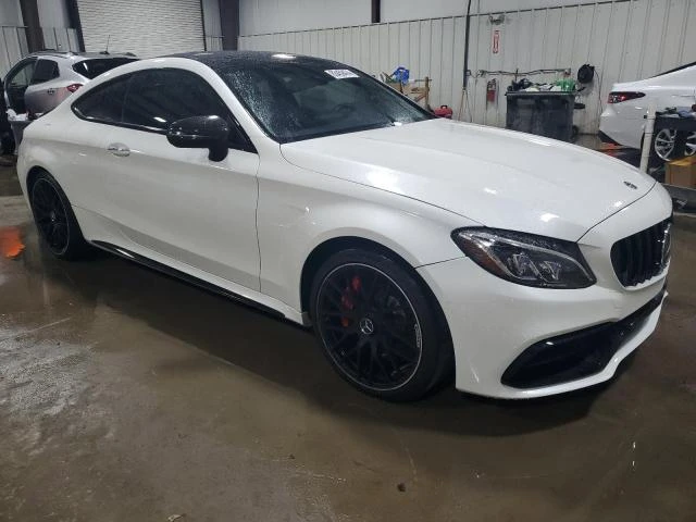 Mercedes-Benz C 63 AMG 4.0L 8 Rear-wheel drive - изображение 7