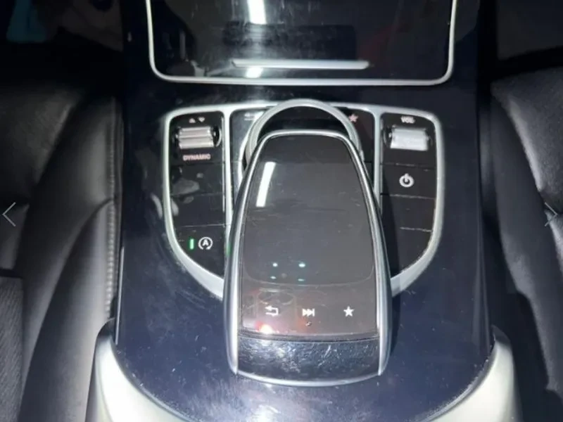 Mercedes-Benz C 200, снимка 12 - Автомобили и джипове - 55884770