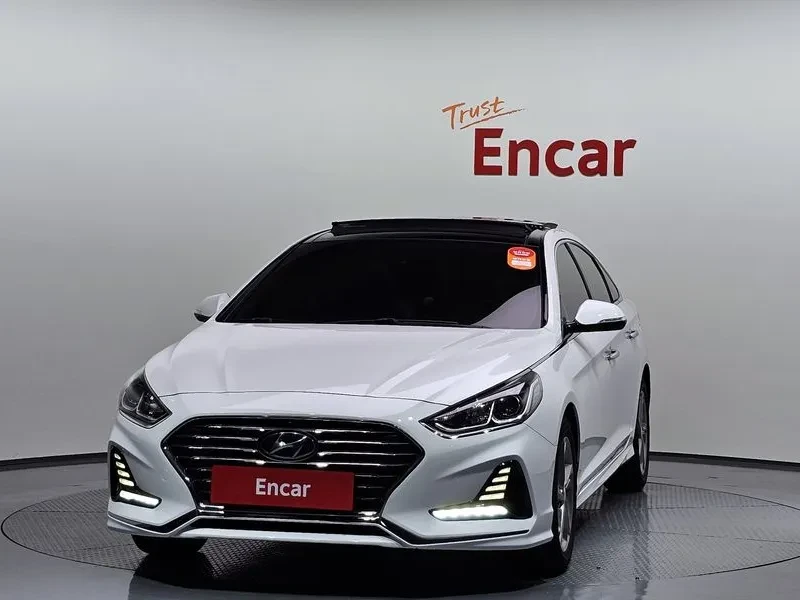 Hyundai Sonata 2.0 Smart, снимка 3 - Автомобили и джипове - 55949802