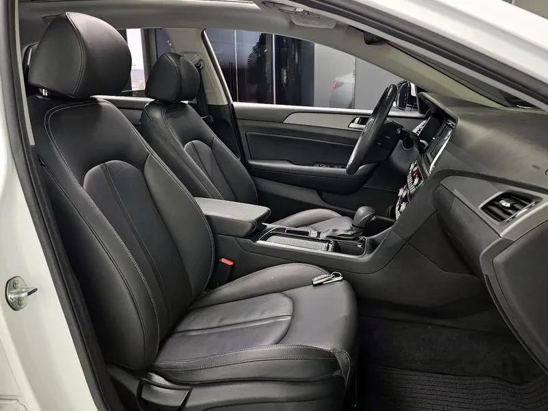 Hyundai Sonata 2.0 Smart, снимка 10 - Автомобили и джипове - 55949802