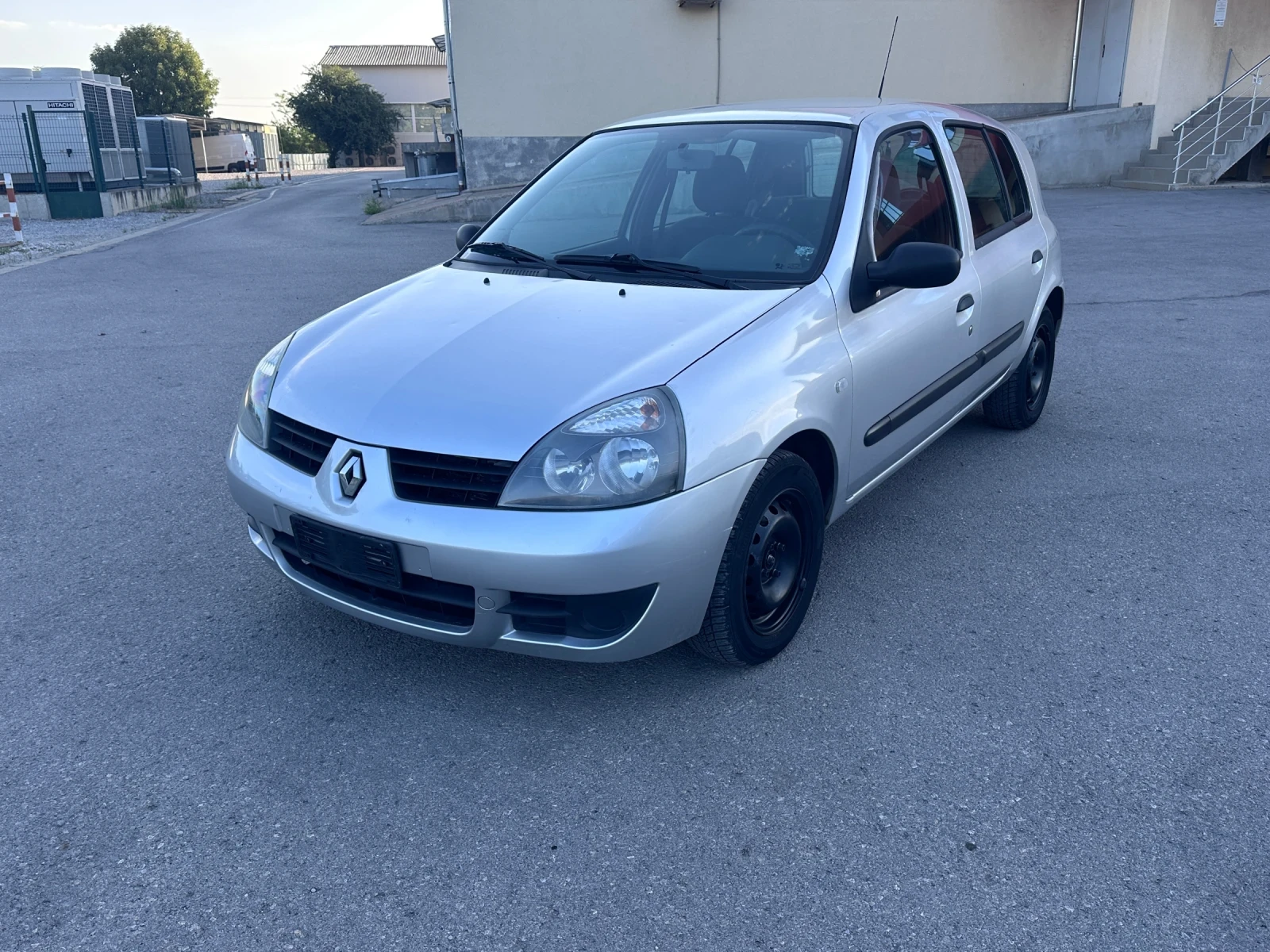 Renault Clio 1.2i GAZ - КЛИМАТИК, снимка 1