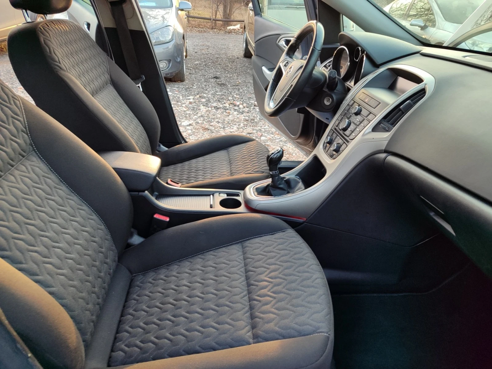 Opel Astra 1.4i Active | Mobile.bg — изображение 13