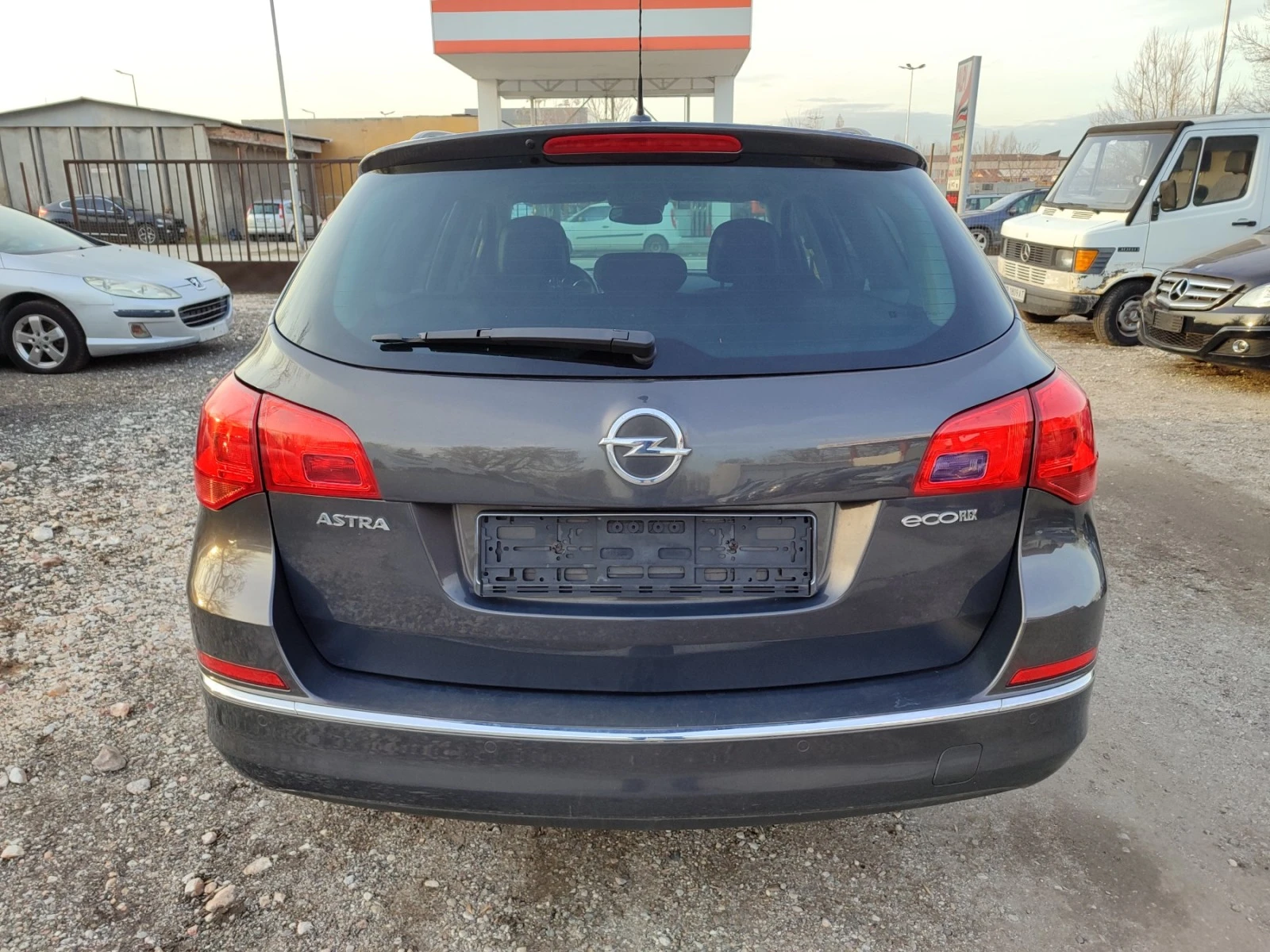 Opel Astra 1.4i Active - изображение 3