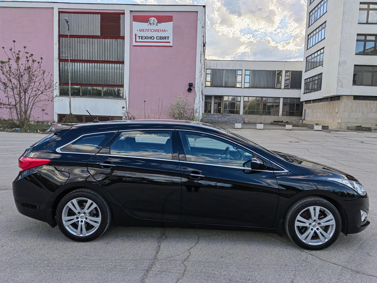 Hyundai I40 2.0i AUTOMATIC / PREMIUM / KEYLESS  - изображение 2