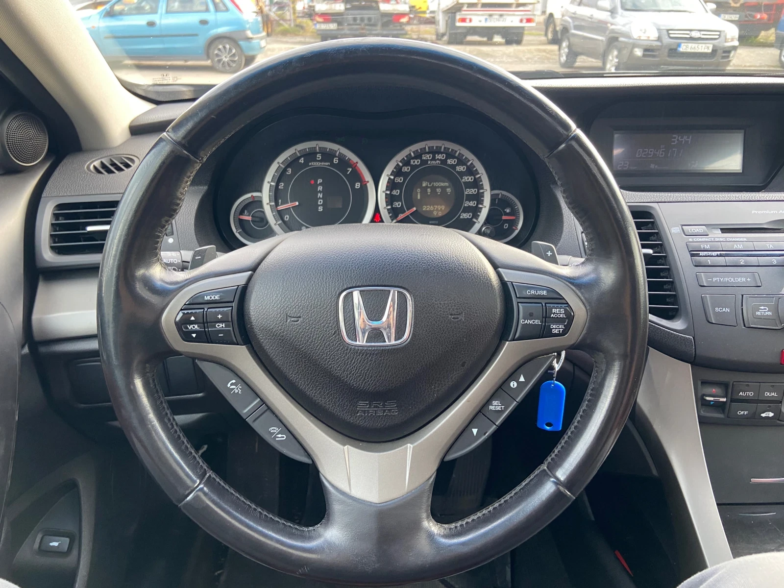 Honda Accord 2.0i Executive / Автоматик / Евро 5 | Mobile.bg — изображение 13