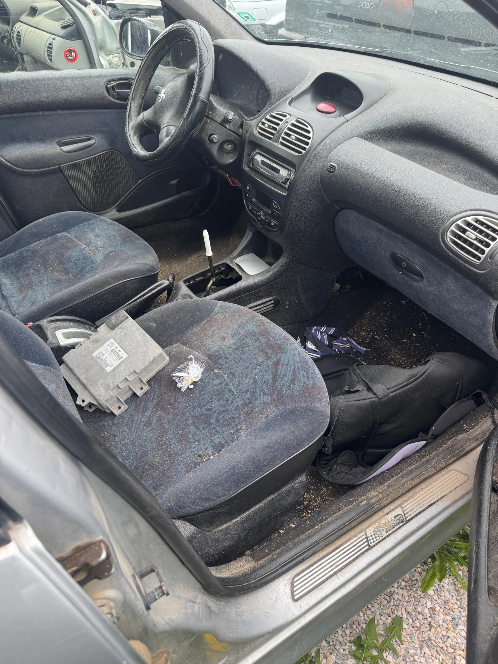 Peugeot 206 1.4I - изображение 3