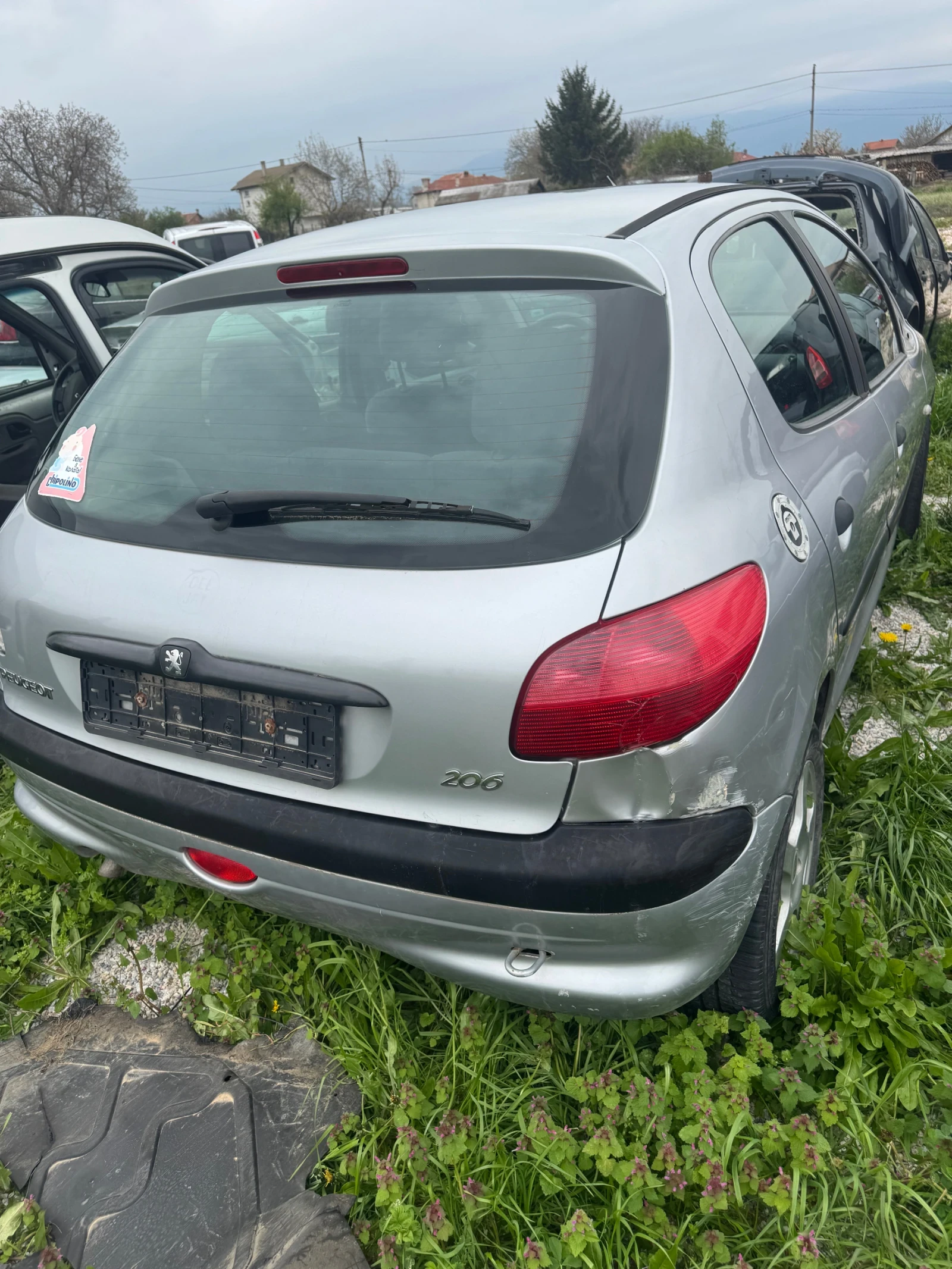 Peugeot 206 1.4I - изображение 2