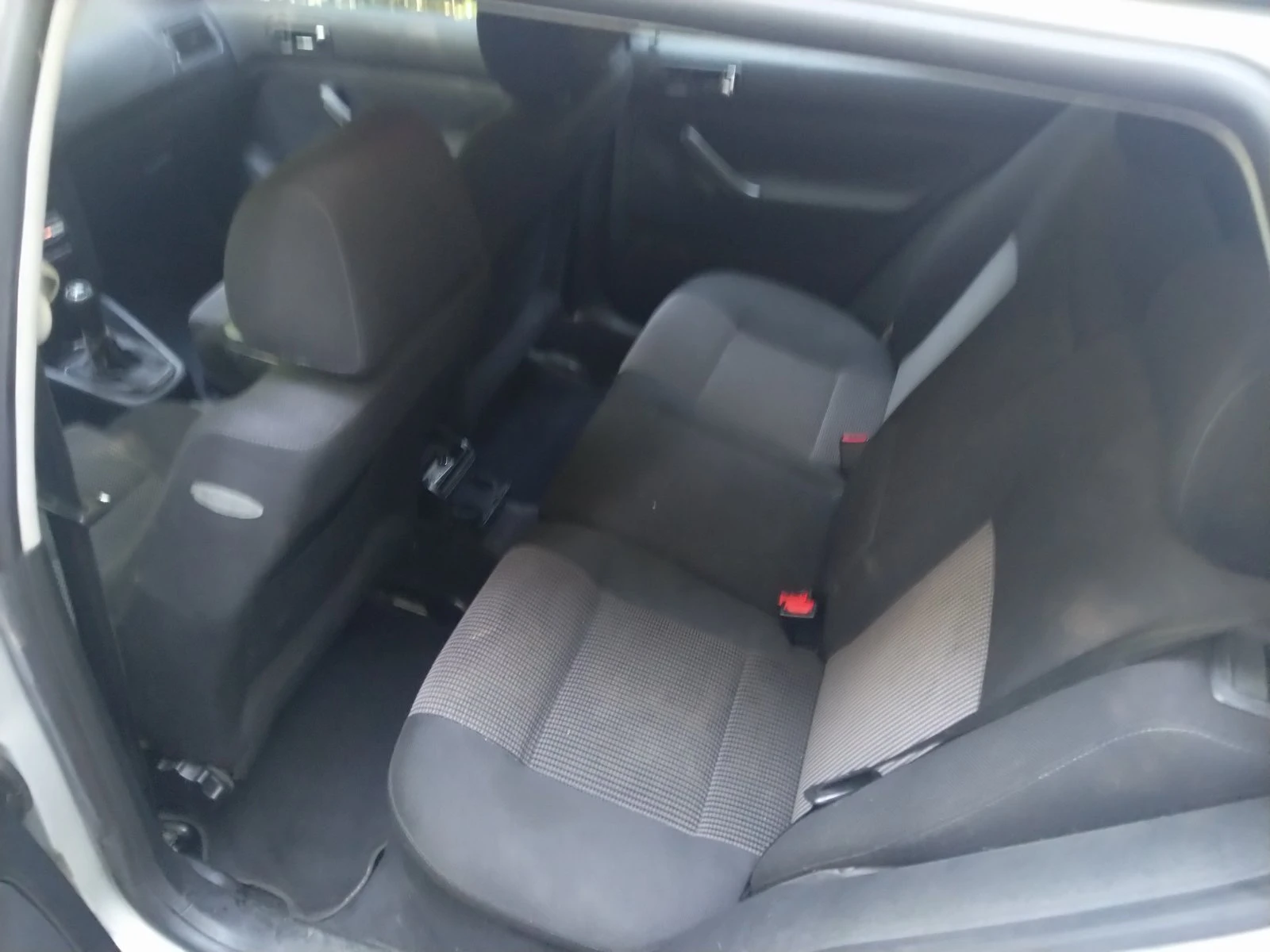 VW Golf 1.6 - изображение 8