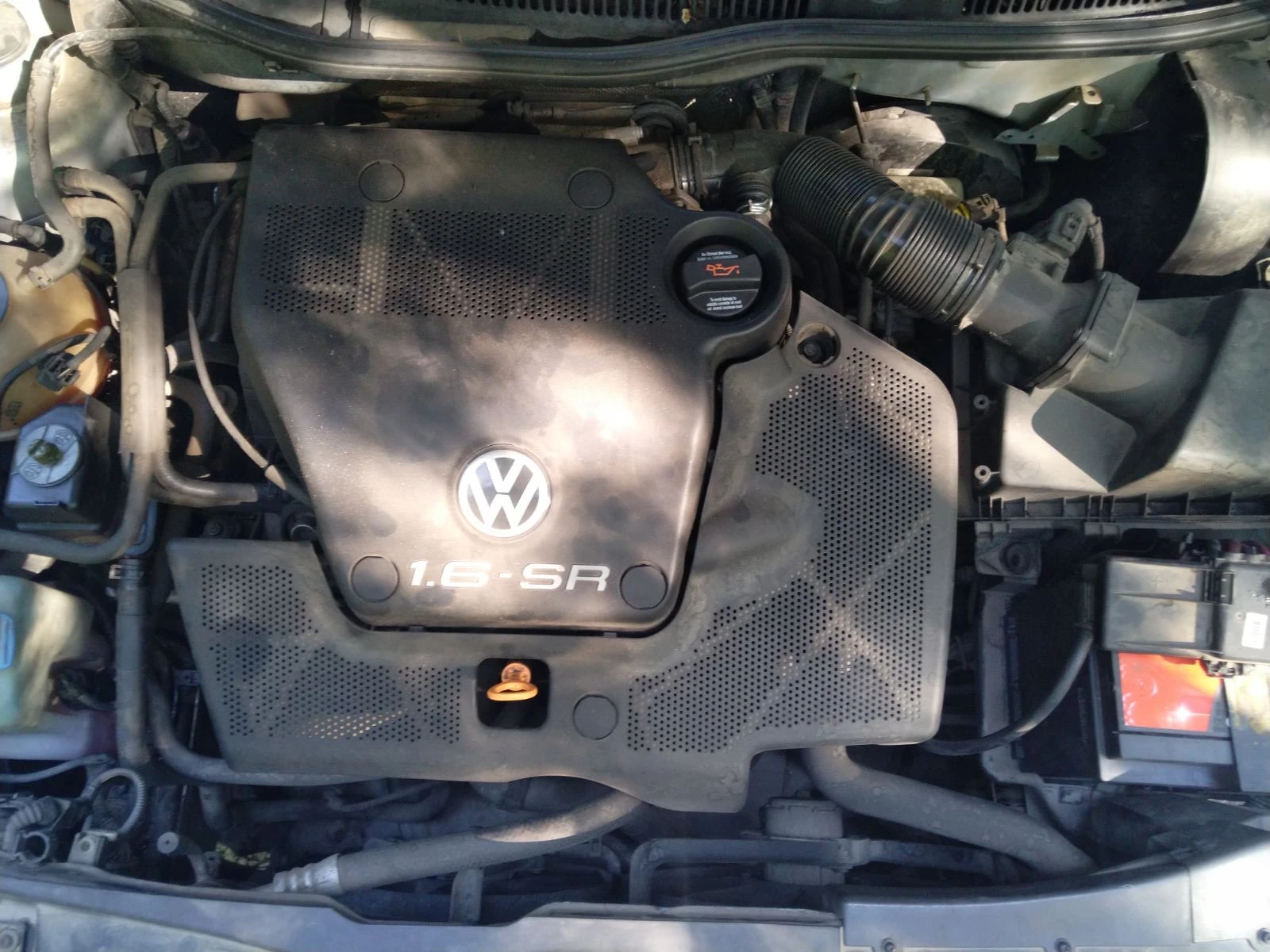 VW Golf 1.6 - изображение 7