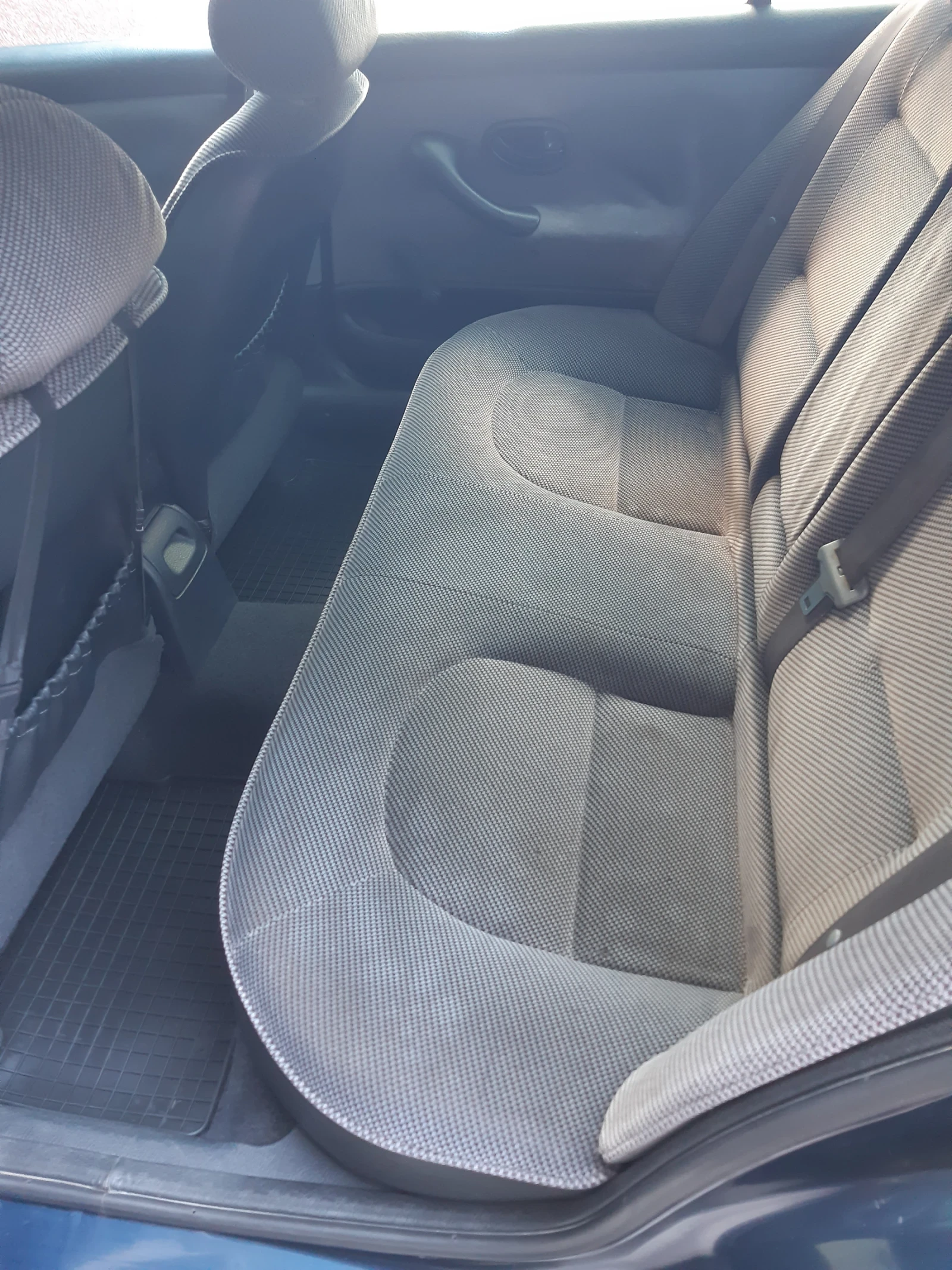 Peugeot 406 1.9TD - изображение 5