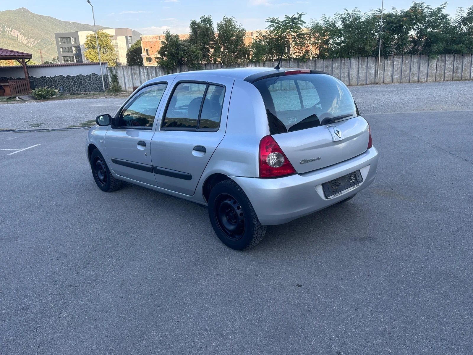 Renault Clio 1.2i GAZ - КЛИМАТИК - изображение 7