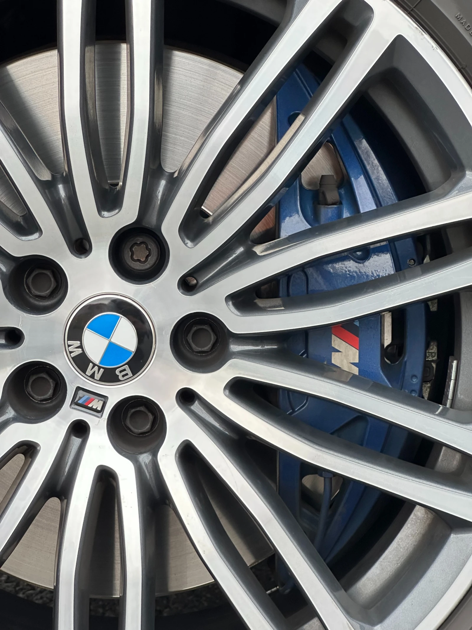 BMW 540 BMW 540 xDrive 40d* Гаранция* Подгрев* HUD* H&K - изображение 6
