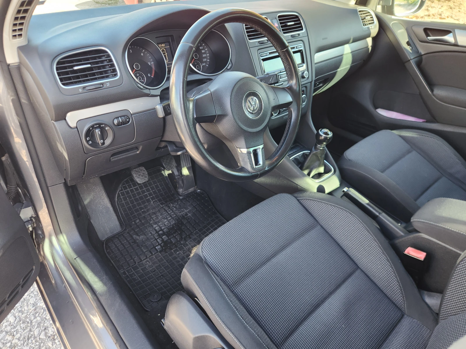 VW Golf 1.6 TDI | Mobile.bg   13