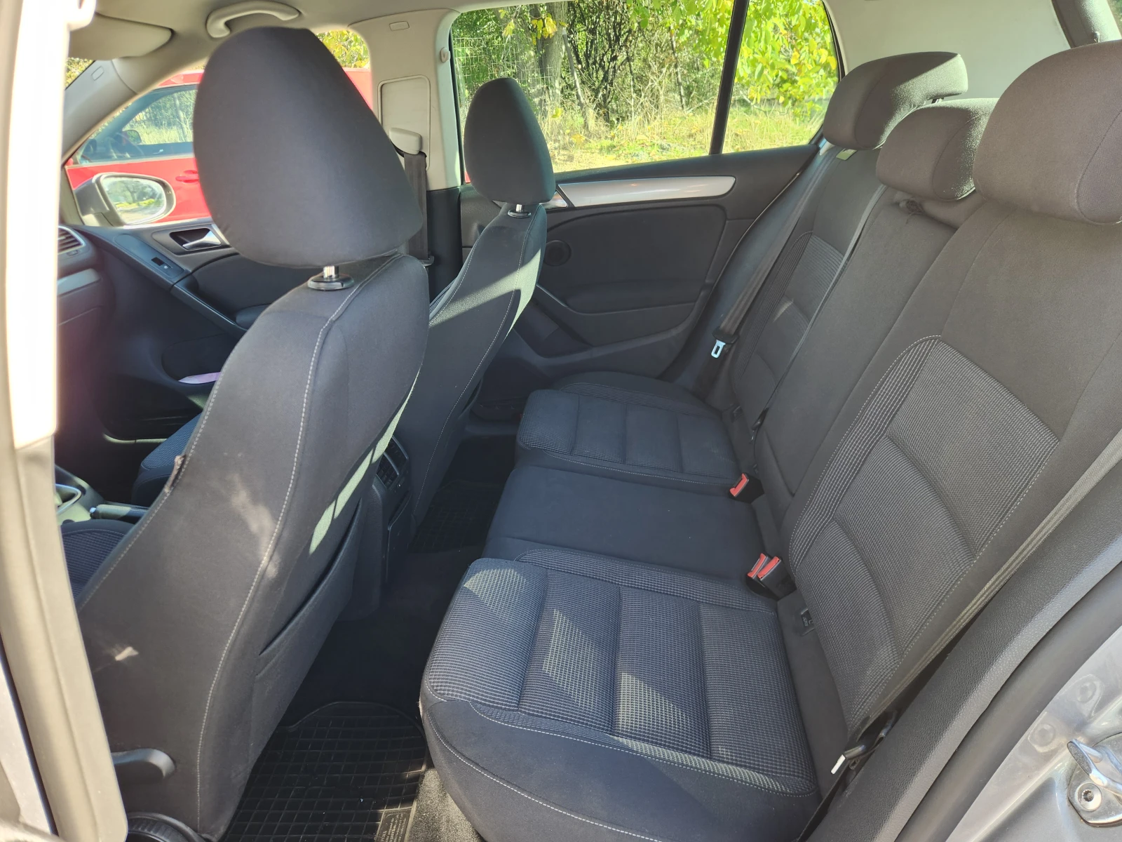 VW Golf 1.6 TDI | Mobile.bg   10