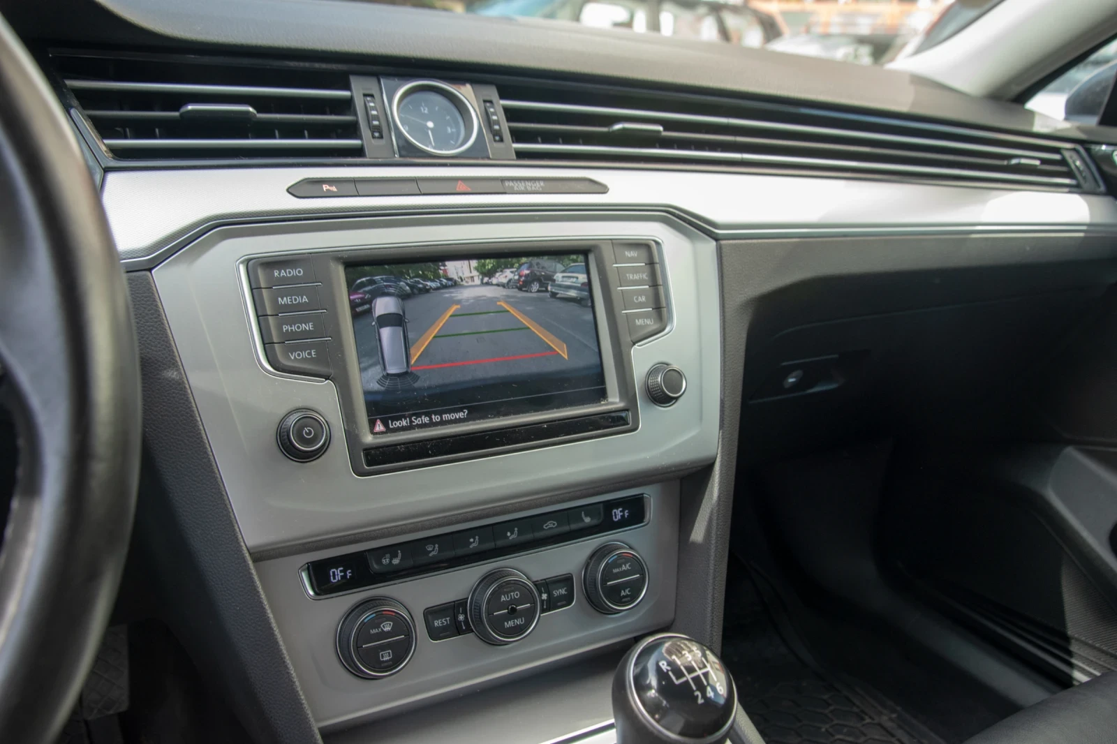 VW Passat  - изображение 7