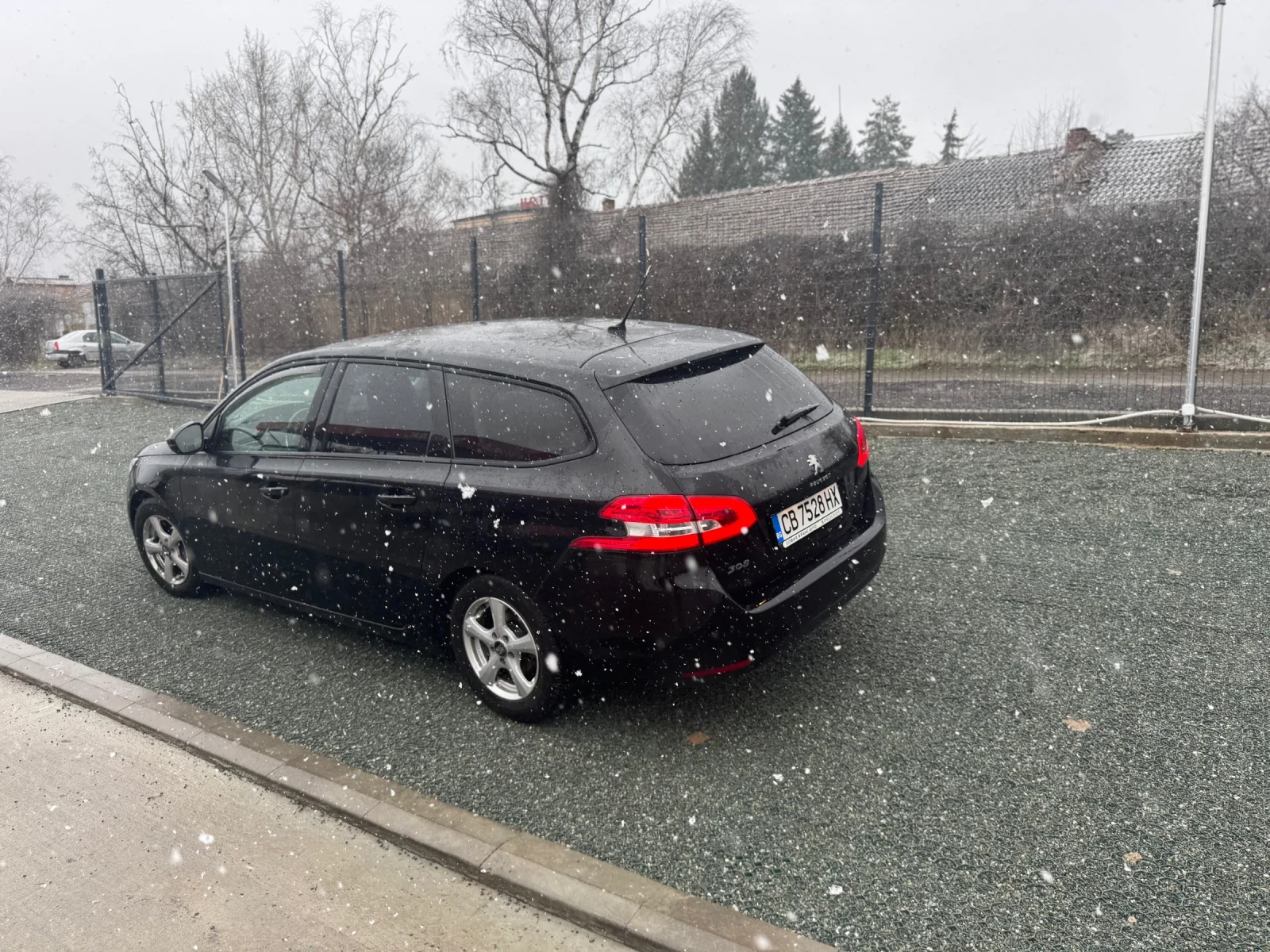 Peugeot 308 1.5HDI 8EAT - изображение 5