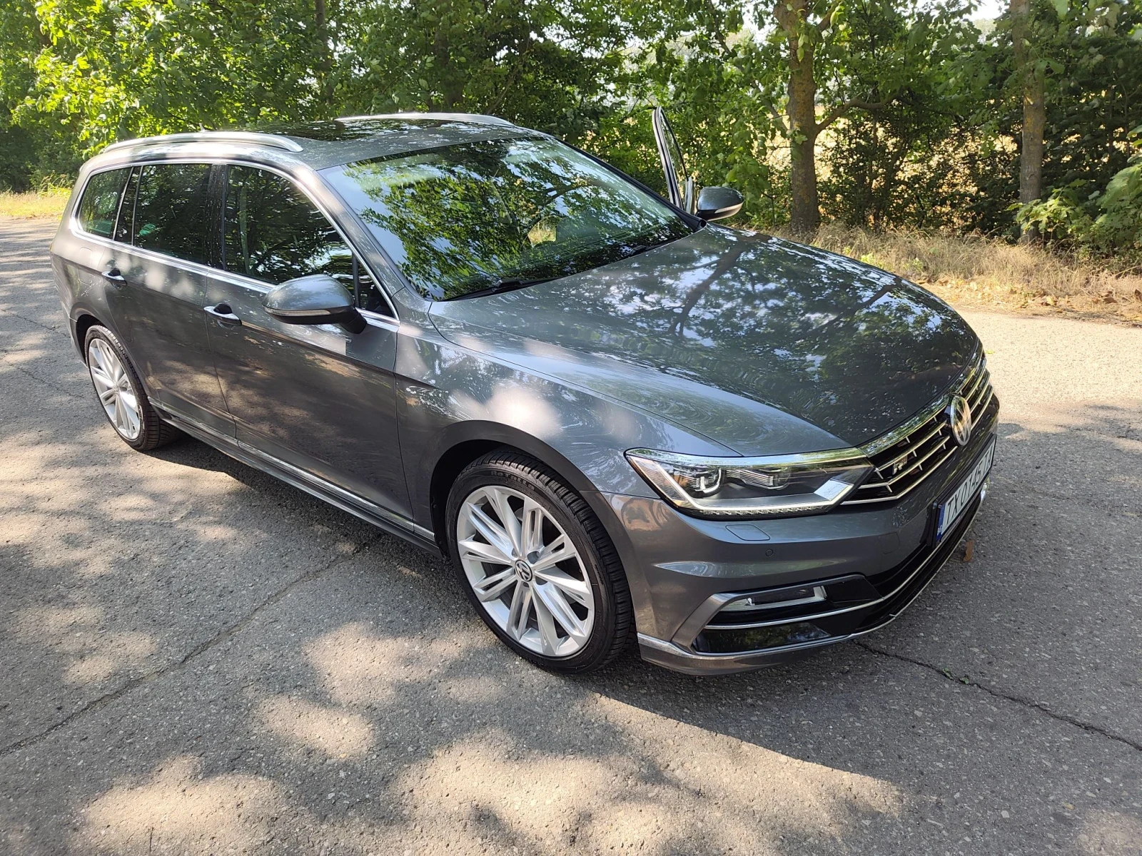 VW Passat