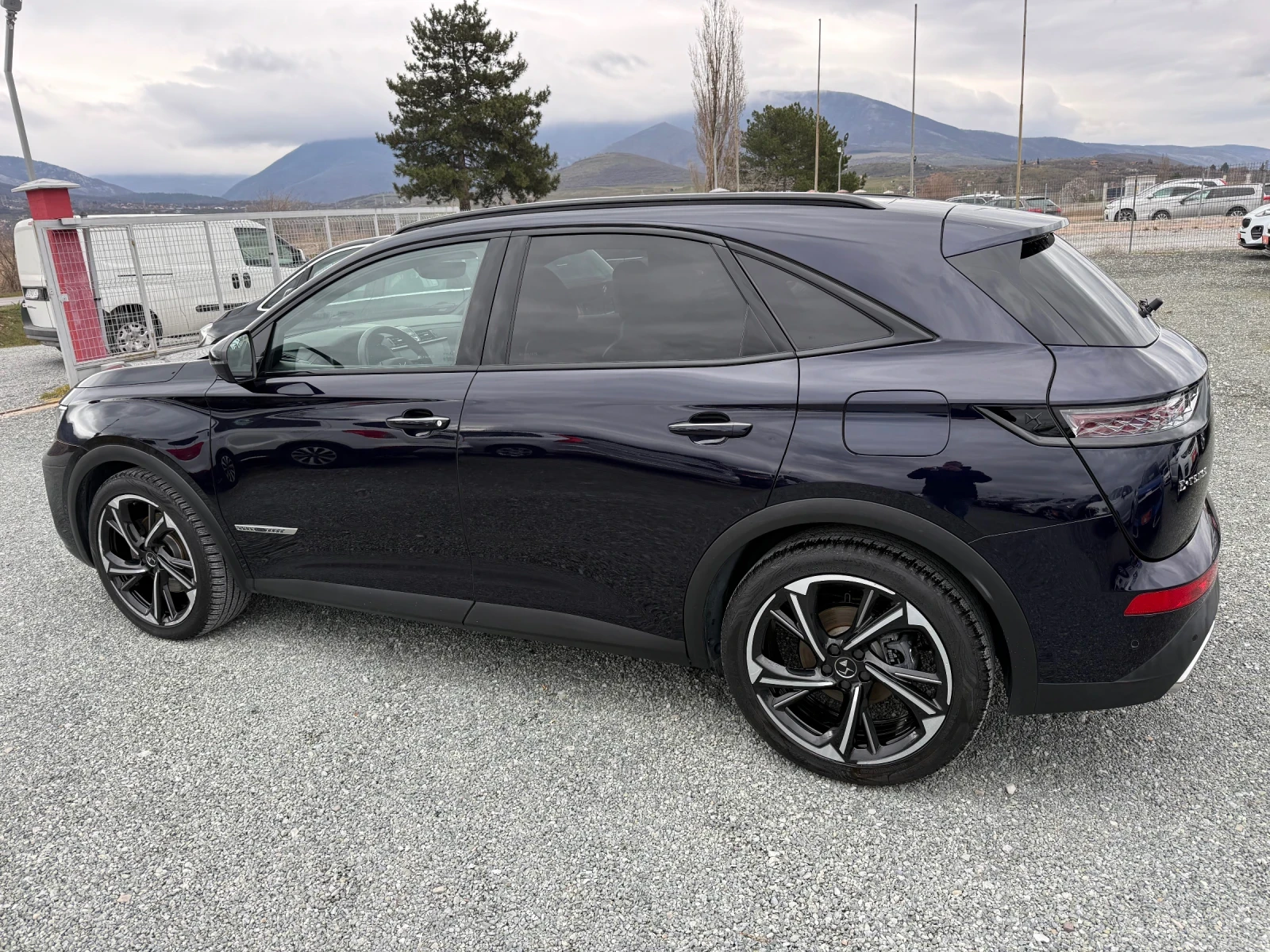 DS DS 7 (KATO НОВА)^(E-TENSE), снимка 9 - Автомобили и джипове - 53950632