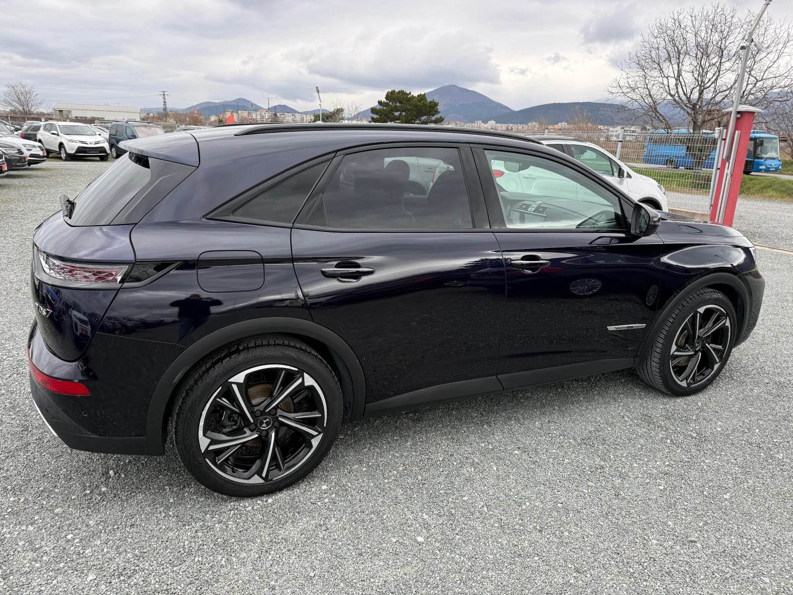 DS DS 7 (KATO НОВА)^(E-TENSE), снимка 5 - Автомобили и джипове - 53950632