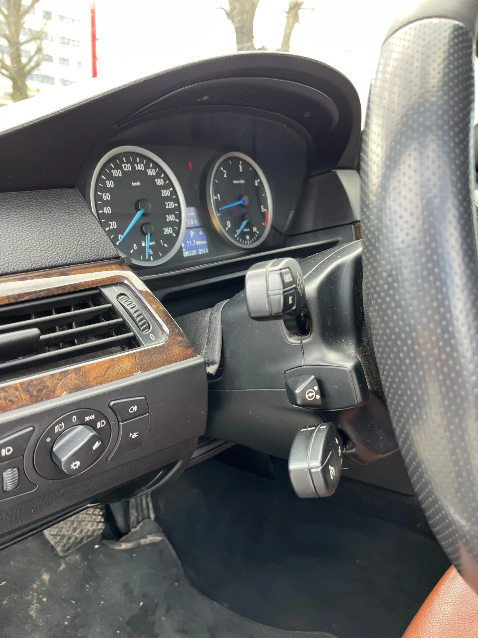 BMW 535, снимка 13 - Автомобили и джипове - 54033967