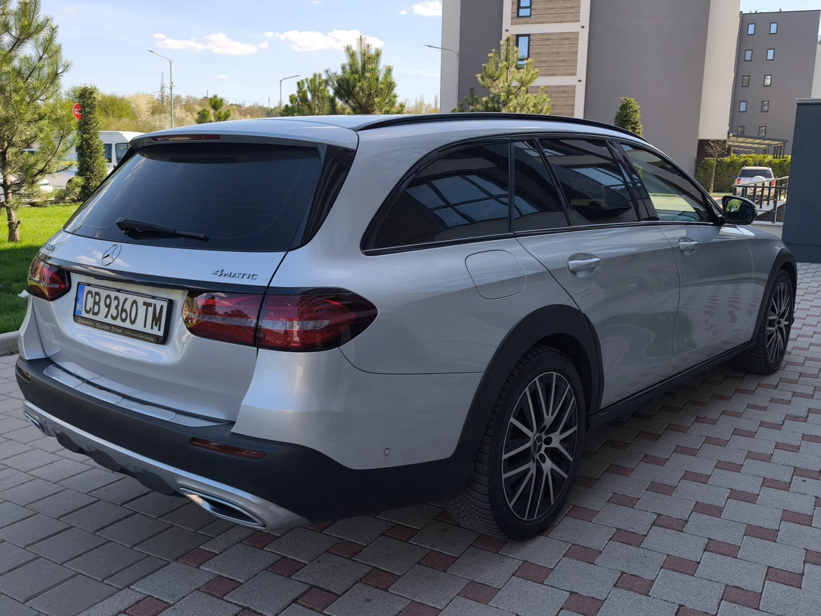 Mercedes-Benz E 350 4MATIC ALL-TERRAIN AVANTGARDE, снимка 14 - Автомобили и джипове - 54340680