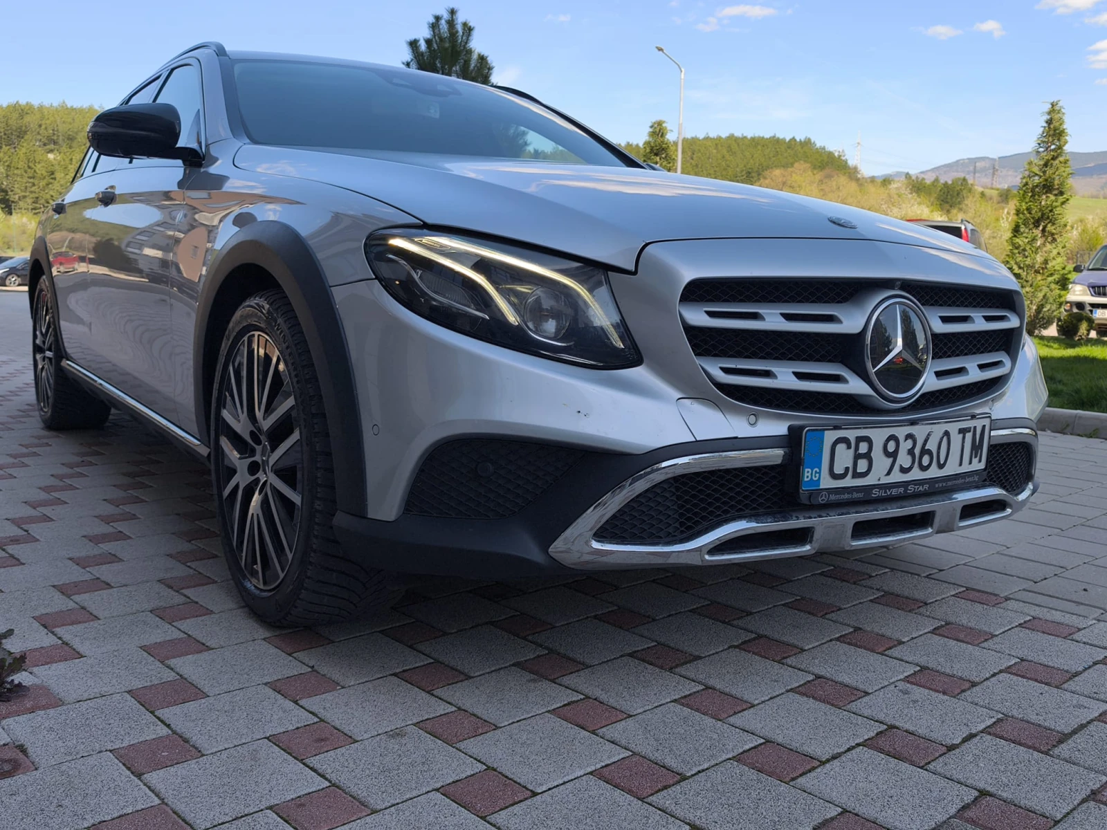 Mercedes-Benz E 350 4MATIC ALL-TERRAIN AVANTGARDE, снимка 17 - Автомобили и джипове - 54340680