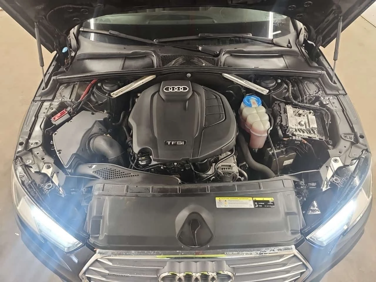 Audi A4 * KOMFORT * CARFAX * БЕЗ ИНЦИДЕНТИ * , снимка 16 - Автомобили и джипове - 54445406