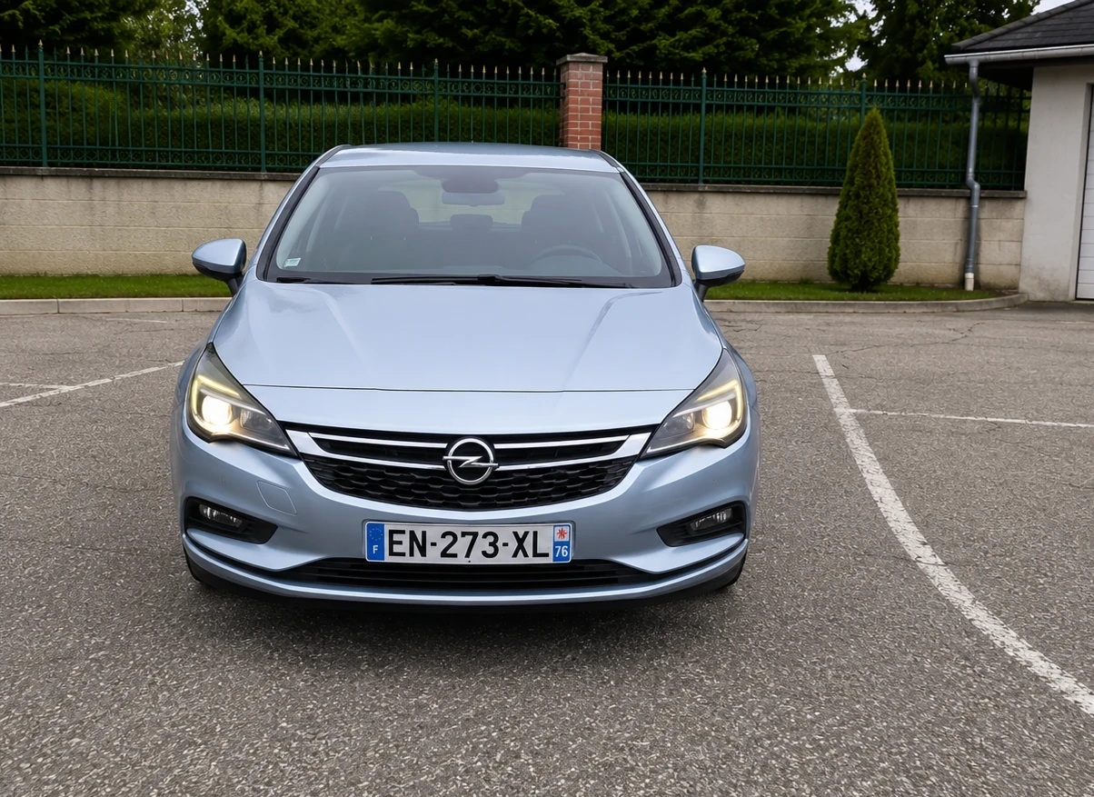 Opel Astra 1.6 DTCI AVTOMAT КАМЕРА , снимка 3 - Автомобили и джипове - 54643000