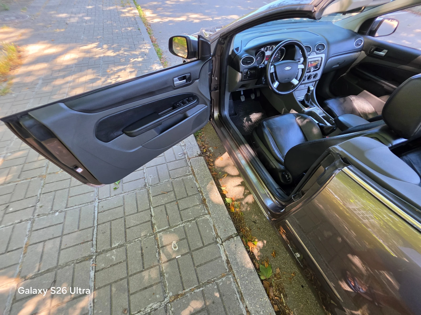Ford Focus 1, 6i CC Pinin Farina Individual, снимка 9 - Автомобили и джипове - 55144902